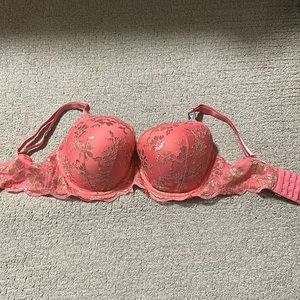 Victoria Secret 34DDD dream angels bra